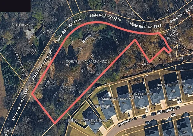2nd image of 311 Burns Rd, Greer, SC 29651 | MLS# SPN340184