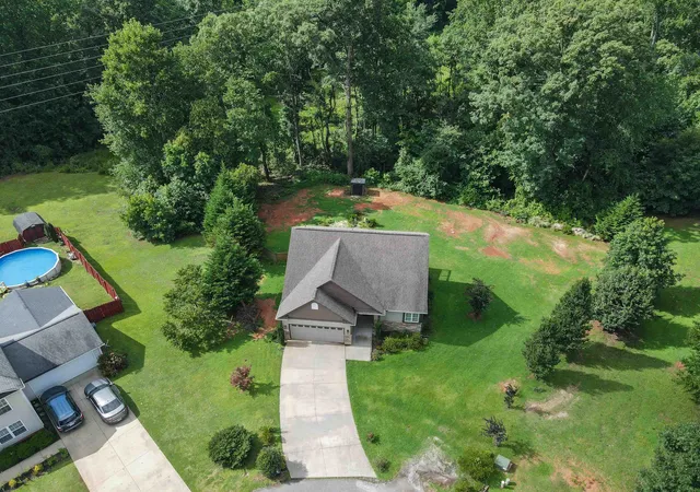 Photo 34 of Single family home for sale at 121 Albus Dr, Wellford, SC 29385 | MLS# SPN340245 | Listing updated on 2026-09-01