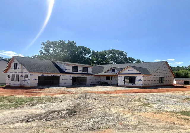 Photo 1 of Single family home for sale at 145 Babb Rd, Campobello, SC 29322 | MLS# SPN340255 | Listing updated on 2026-08-14