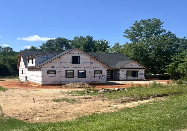Photo 2 of Single family home for sale at 145 Babb Rd, Campobello, SC 29322 | MLS# SPN340255 | Listing updated on 2026-08-14