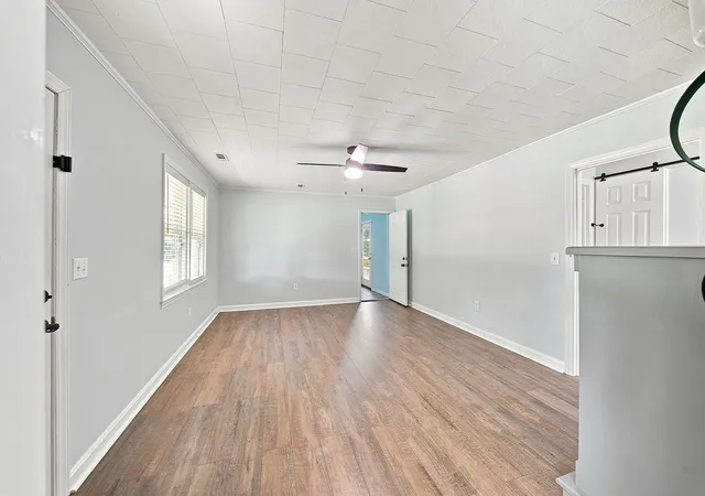Photo 4 of Single family home for sale at 3501 Apple Orchard Rd, Clinton, SC 29325 | MLS# SPN340260 | Listing updated on 2026-08-12