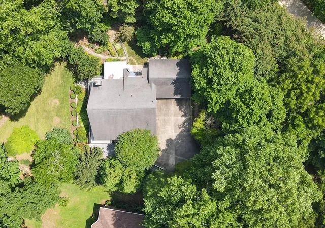 Photo 50 of Sale Pending at 337 Hillcove Point, Wellford, SC 29385 | MLS# SPN340284 | Listing updated on 2026-08-30