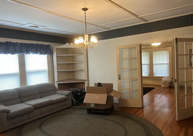 Photo 3 of Sale Pending at 28 E Main St, Inman, SC 29349 | MLS# SPN340290 | Listing updated on 2026-10-09
