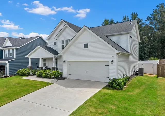 Photo 3 of Single family home for sale at 373 Fenwick Dr, Woodruff, SC 29388 | MLS# SPN340298 | Listing updated on 2026-09-02