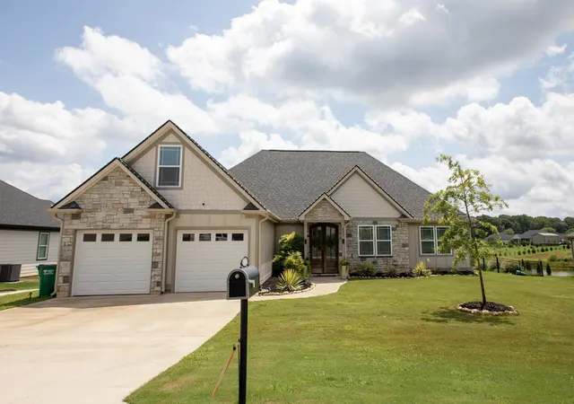 Photo 1 of Single family home for sale at 637 Berry Rd, Boiling Springs, SC 29316 | MLS# SPN340371 | Listing updated on 2026-08-09