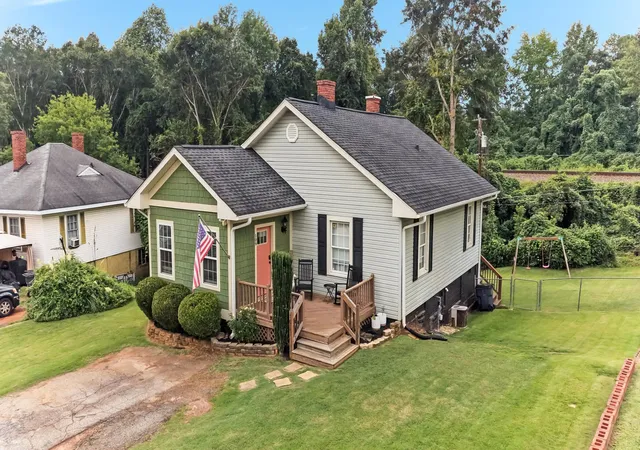 Photo 4 of Sale Pending at 109 Lawrence St, Lyman, SC 29365 | MLS# SPN340386 | Listing updated on 2026-08-18