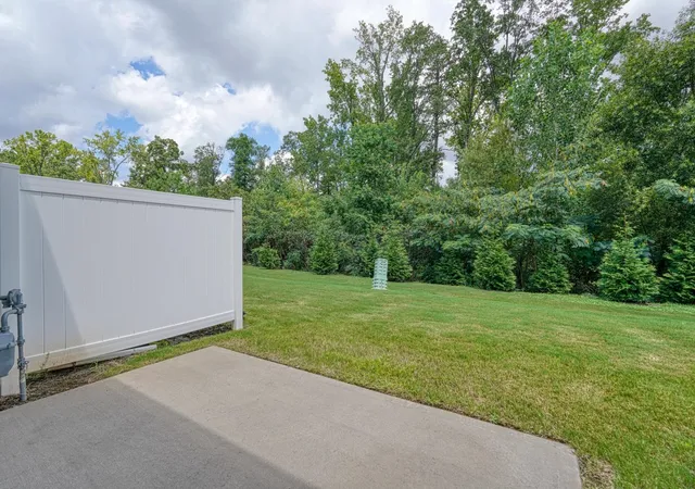 Photo 3 of Townhouse for sale at 563 Preakness, Spartanburg, SC 29301 | MLS# SPN340389 | Listing updated on 2026-08-09