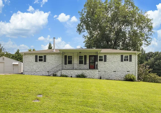 Photo 1 of Sale Pending at 410 Ray Blackley Rd, Inman, SC 29349 | MLS# SPN340397 | Listing updated on 2026-08-29