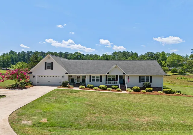 Photo 2 of Sale Pending at 670 Old Ml Rd, Campobello, SC 29322 | MLS# SPN340423 | Listing updated on 2026-08-25