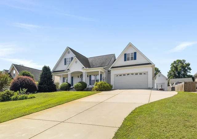 Photo 2 of Single family home for sale at 139 Riverwalk Dr, Lyman, SC 29365 | MLS# SPN340424 | Listing updated on 2026-08-29
