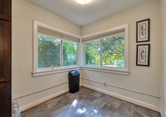Photo 3 of Single family home for sale at 724 Ridgedale Dr, Spartanburg, SC | MLS# SPN340437 | Listing updated on 2026-10-01