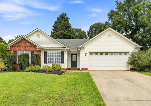 Photo 1 of Single family home for sale at 528 Belcher Home Pl, Boiling Springs, SC 29316 | MLS# SPN340468 | Listing updated on 2026-08-15