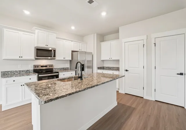 Photo 3 of Single family home for sale at 1325 Pitch Pine Pl, Moore, SC 29369 | MLS# SPN340483 | Listing updated on 2026-08-13
