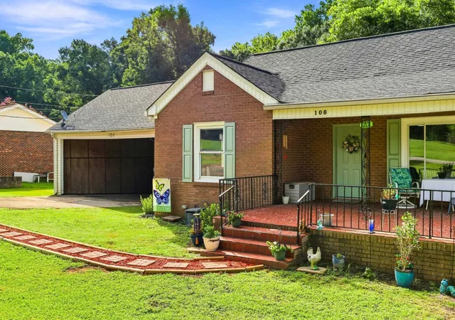 2nd image of 108 Calton Dr, Gaffney, SC 29341 | MLS# SPN340507