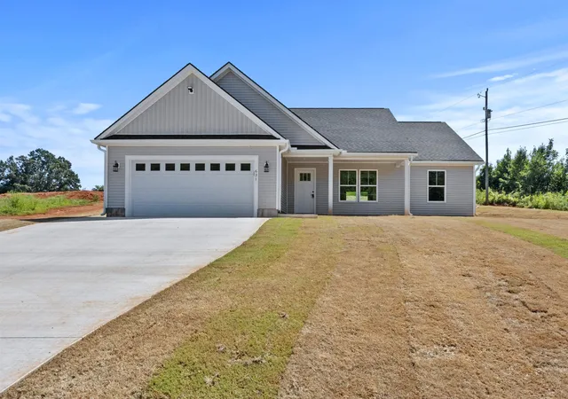 Photo 1 of Single family home for sale at 631 Skyline Dr, Campobello, SC 29322 | MLS# SPN340508 | Listing updated on 2026-09-05