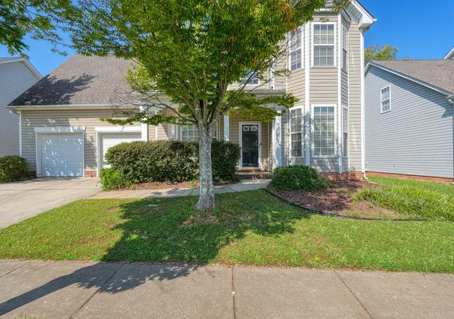 Photo 3 of Single family home for sale at 339 Surrywood Dr, Greenville, SC 29607 | MLS# SPN340513 | Listing updated on 2026-08-14