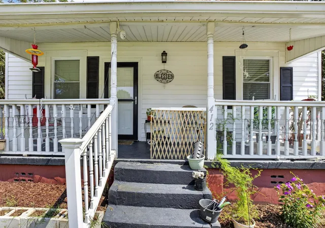 Photo 2 of Sale Pending at 412 Connecticut Ave, Greer, SC 29650 | MLS# SPN340531 | Listing updated on 2026-08-18