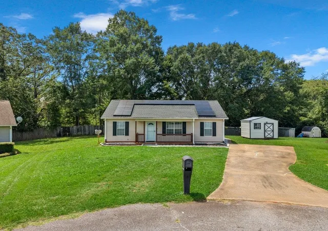 Photo 2 of Single family home for sale at 326 Blue Bonnet Dr, Spartanburg, SC 29303 | MLS# SPN340551 | Listing updated on 2026-08-26