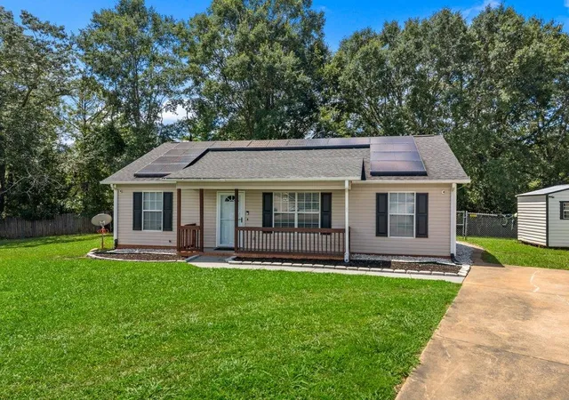 Photo 3 of Single family home for sale at 326 Blue Bonnet Dr, Spartanburg, SC 29303 | MLS# SPN340551 | Listing updated on 2026-08-26
