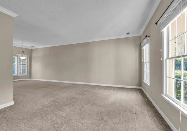 Photo 3 of Townhouse for sale at 218 Woodburn Clb Ln, Spartanburg, SC 29302 | MLS# SPN340562 | Listing updated on 2026-08-15
