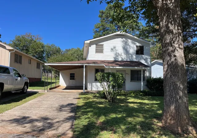 Photo 1 of Single family home for sale at 624 Old Whitney Rd, Spartanburg, SC 29303 | MLS# SPN340566 | Listing updated on 2026-08-19