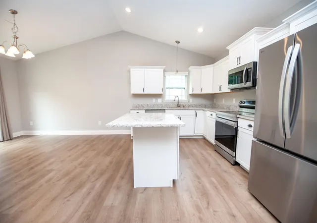 Photo 3 of Sale Pending at 1529 Old Canaan Rd, Spartanburg, SC 29306 | MLS# SPN340575 | Listing updated on 2026-09-09