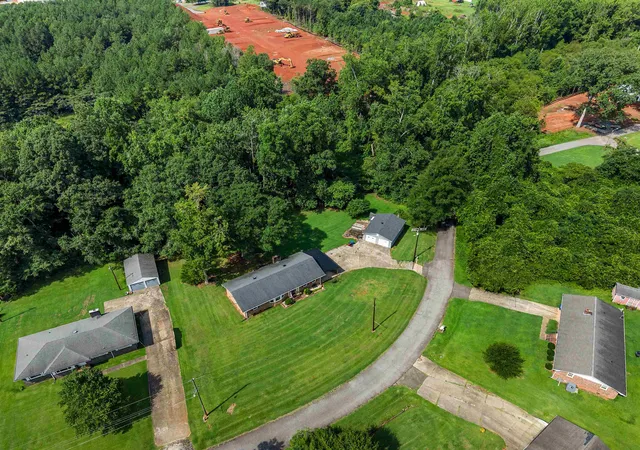Photo 2 of Sale Pending at 321 Belair, Wellford, SC 29385 | MLS# SPN340595 | Listing updated on 2026-08-18