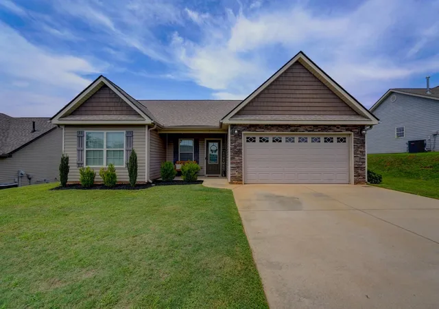 Photo 1 of Single family home for sale at 616 Renita Dr, Boiling Springs, SC 29316 | MLS# SPN340596 | Listing updated on 2026-08-29