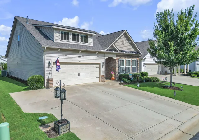 Photo 2 of Sale Pending at 226 Northwild Dr, Duncan, SC 29334 | MLS# SPN340629 | Listing updated on 2026-08-24