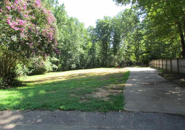 2nd image of 174 Huntley Dr, Boiling Springs, SC 29316 | MLS# SPN340648