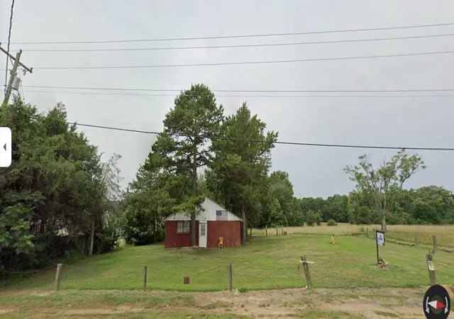 Photo 3 of Sale Pending at 1453 W Georgia Rd, Simpsonville, SC | MLS# SPN340694 | Listing updated on 2026-09-24