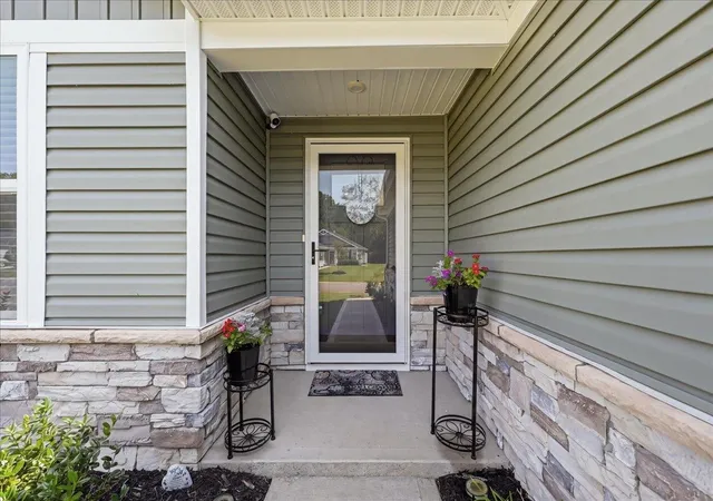 Photo 3 of Single family home for sale at 1119 Chartwell Cir, Spartanburg, SC 29307 | MLS# SPN340695 | Listing updated on 2026-09-05