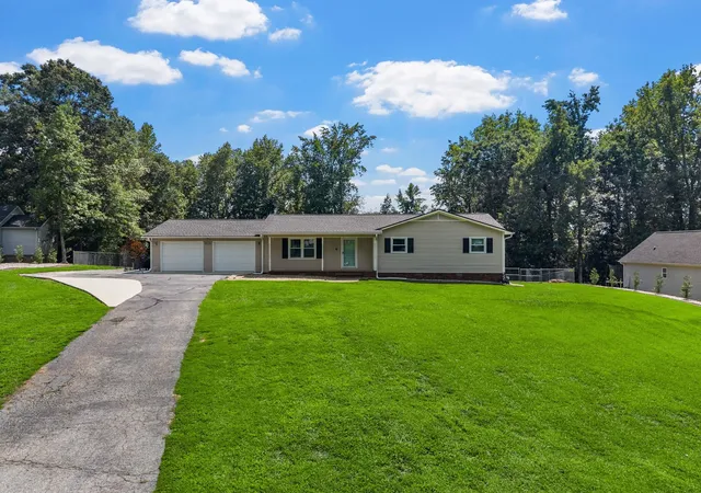 Photo 1 of Sale Pending at 212 Mason Dr, Inman, SC 29349 | MLS# SPN340717 | Listing updated on 2026-08-26