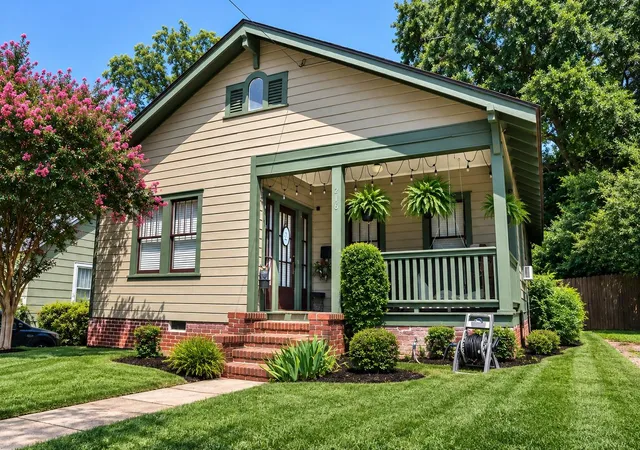 Single family home for sale at 216 Carlisle St, Spartanburg, SC 29306-3000 | MLS# SPN340720