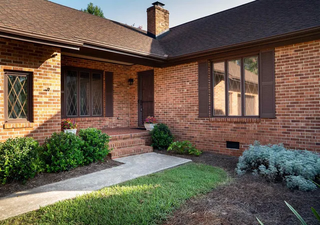 Photo 3 of Single family home for sale at 32 Nichols Dr, Inman, SC 29349 | MLS# SPN340721 | Listing updated on 2026-09-03
