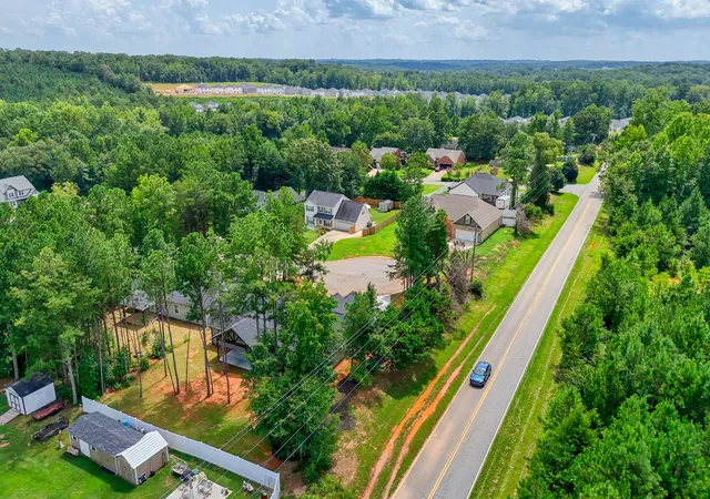 Photo 32 of Single family home for sale at 108 Houndsear Trl, Spartanburg, SC 29306 | MLS# SPN340728 | Listing updated on 2026-08-29