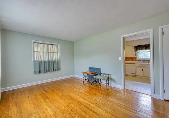 Photo 4 of Single family home for sale at 5 Clover St, Inman, SC 29349 | MLS# SPN340738 | Listing updated on 2026-08-20