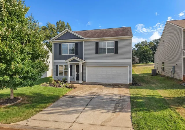 Photo 1 of Single family home for sale at 520 Millsgate Cir, Boiling Springs, SC 29316 | MLS# SPN340763 | Listing updated on 2026-10-10