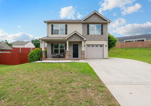 Photo 1 of Single family home for sale at 205 Mariner Ct, Greer, SC 29650 | MLS# SPN340778 | Listing updated on 2026-08-21