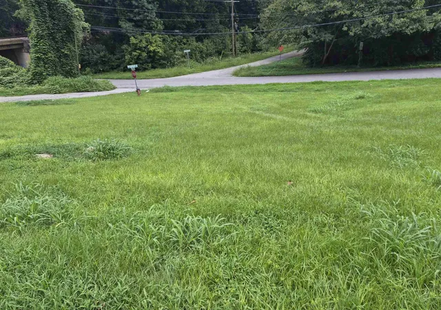 Photo 3 of Single family home for sale at 4 Arkmain St, Spartanburg, SC 29306 | MLS# SPN340780 | Listing updated on 2026-09-05