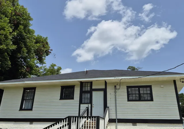 Photo 3 of Single family home for sale at 308 S Converse St, Spartanburg, SC 29306 | MLS# SPN340783 | Listing updated on 2026-09-01