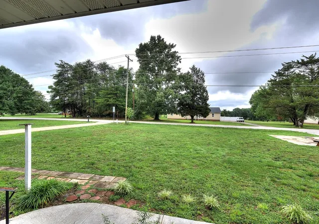 Photo 3 of Single family home for sale at 1195 Holly Springs Rd, Lyman, SC 29365 | MLS# SPN340787 | Listing updated on 2026-09-04
