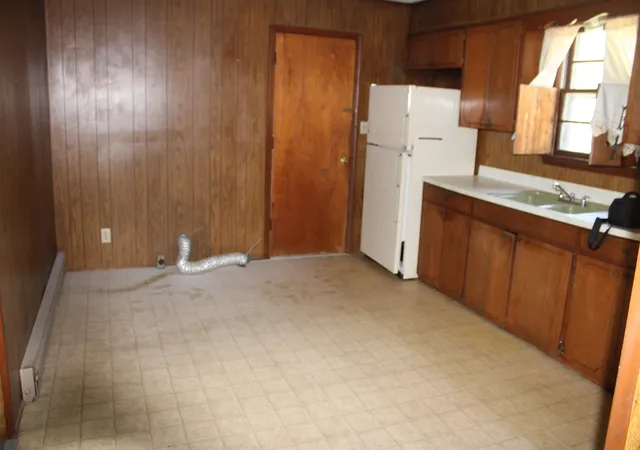 Photo 7 of Multi family home for sale at 621 Freddie Dr, Spartanburg, SC 29303 | MLS# SPN340802 | Listing updated on 2026-08-22