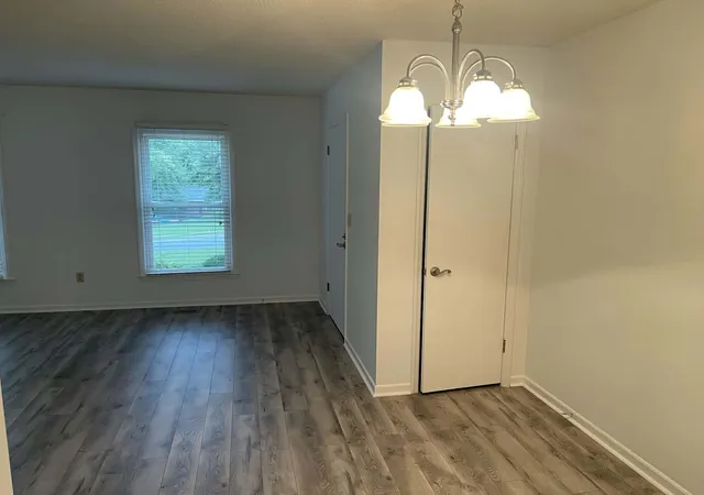 4th image of 174 New Market St, Tryon, NC 28782