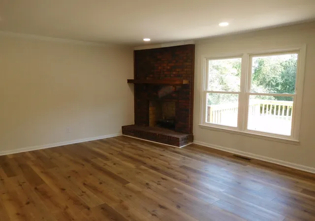 Photo 5 of Sale Pending at 110 Cambridge Cir, Gaffney, SC 29341 | MLS# SPN340813 | Listing updated on 2026-08-29