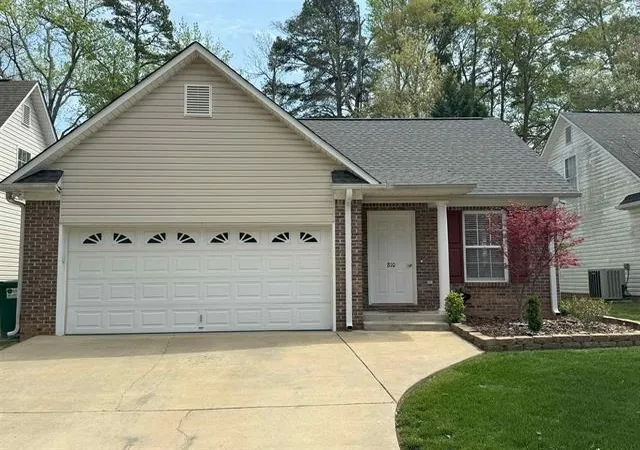 Photo 1 of Single family home for sale at 810 N Gray Beaver Ct, Moore, SC 29369 | MLS# SPN340825 | Listing updated on 2026-08-22