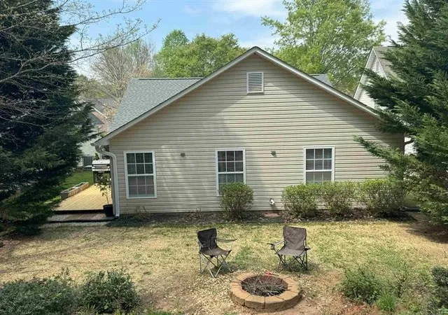 Photo 3 of Single family home for sale at 810 N Gray Beaver Ct, Moore, SC 29369 | MLS# SPN340825 | Listing updated on 2026-08-22