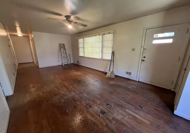 Photo 4 of Single family home for sale at 600 Greenhill Rd, Spartanburg, SC 29303 | MLS# SPN340829 | Listing updated on 2026-08-27