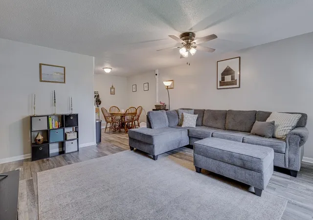 Photo 4 of Single family home for sale at 128 Keltner Cir, Spartanburg, SC 29302 | MLS# SPN340855 | Listing updated on 2026-10-17