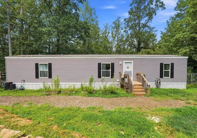1st image of 110 Hideaway Dr, Sunset, SC 29685 | MLS# SPN340875